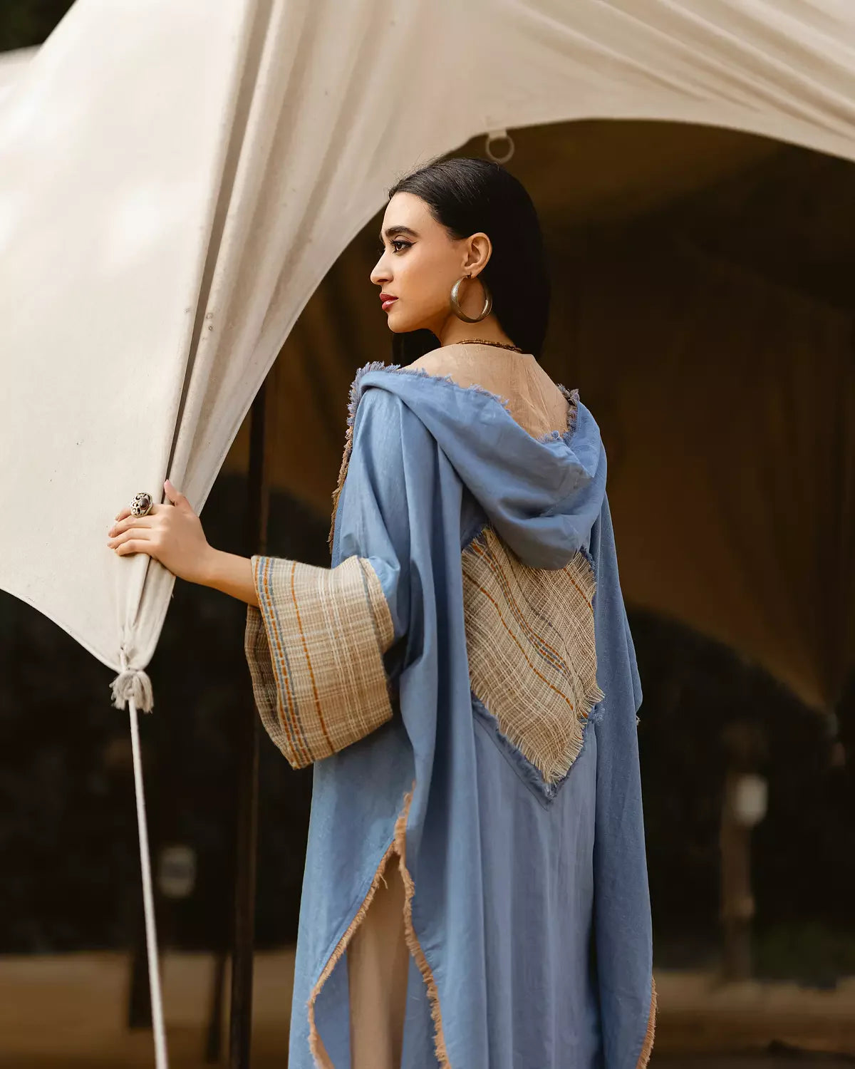 Assel Shimmery Cardigan