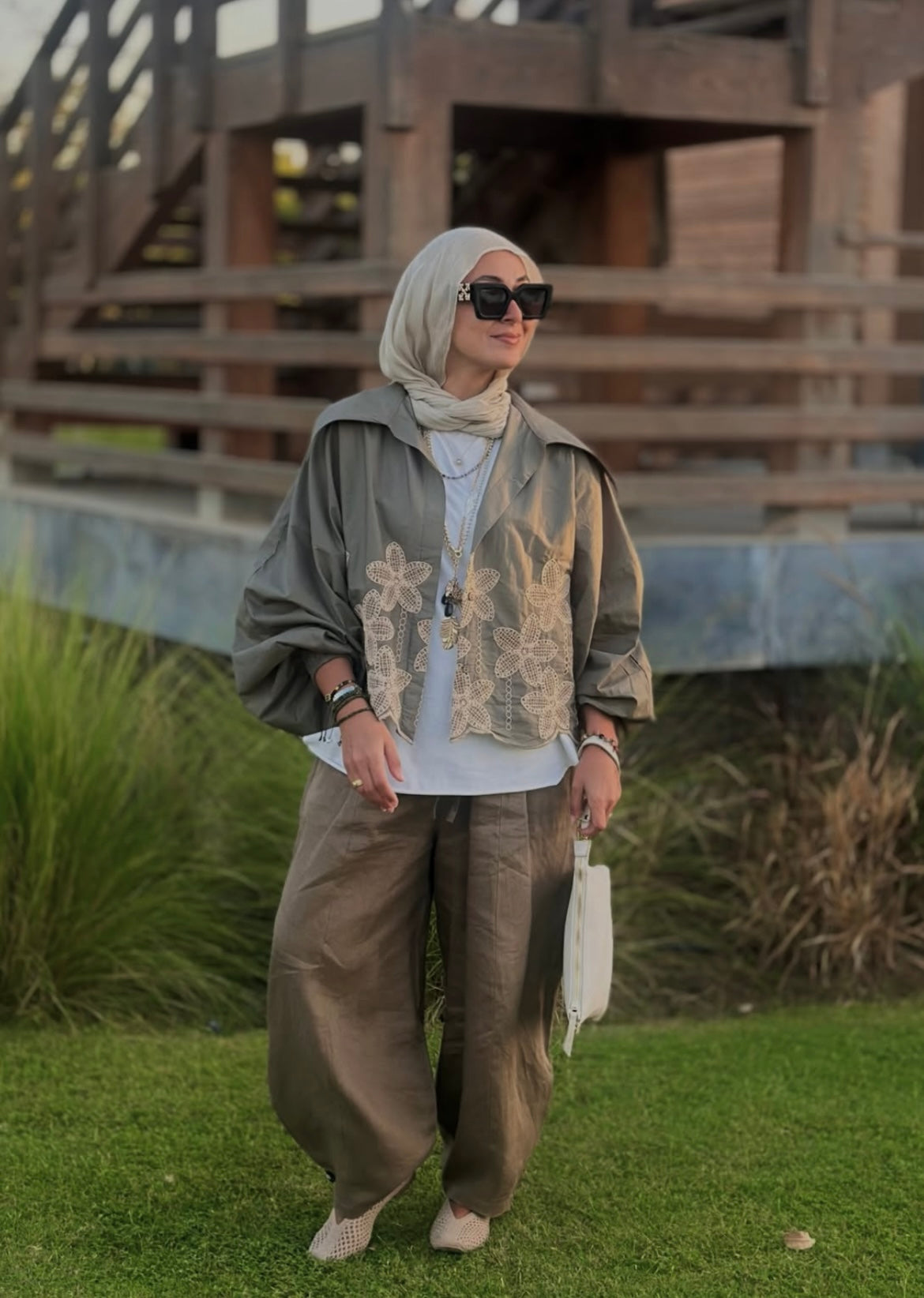 Latifa shirt- olive