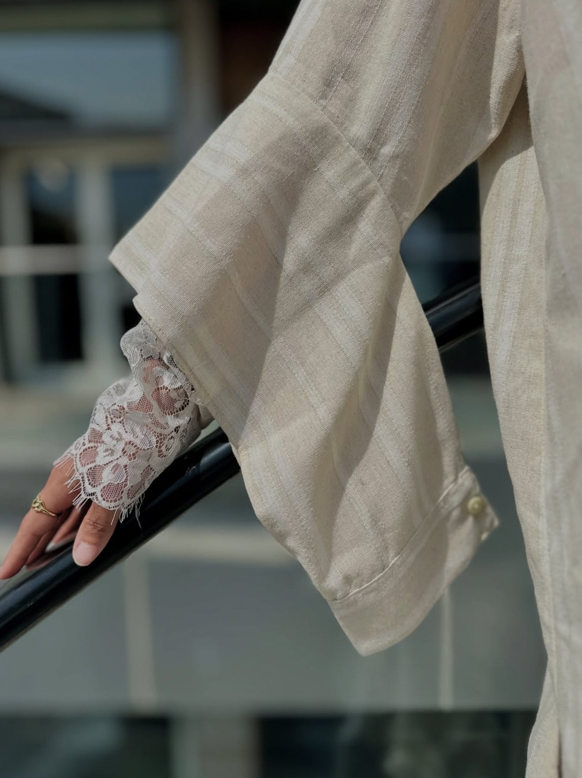 Lace shirt beige