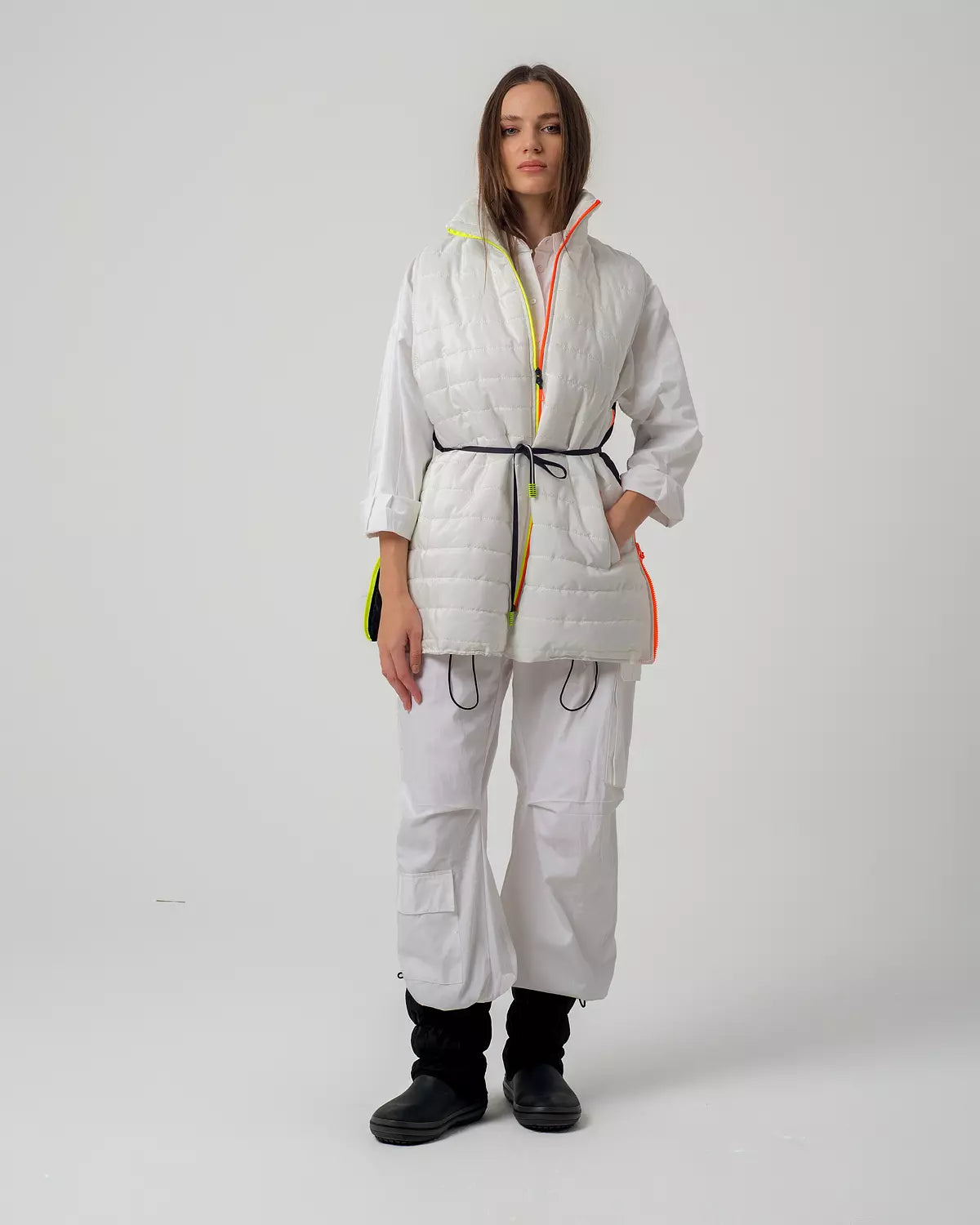 White Pump Vest With Funky Zipper