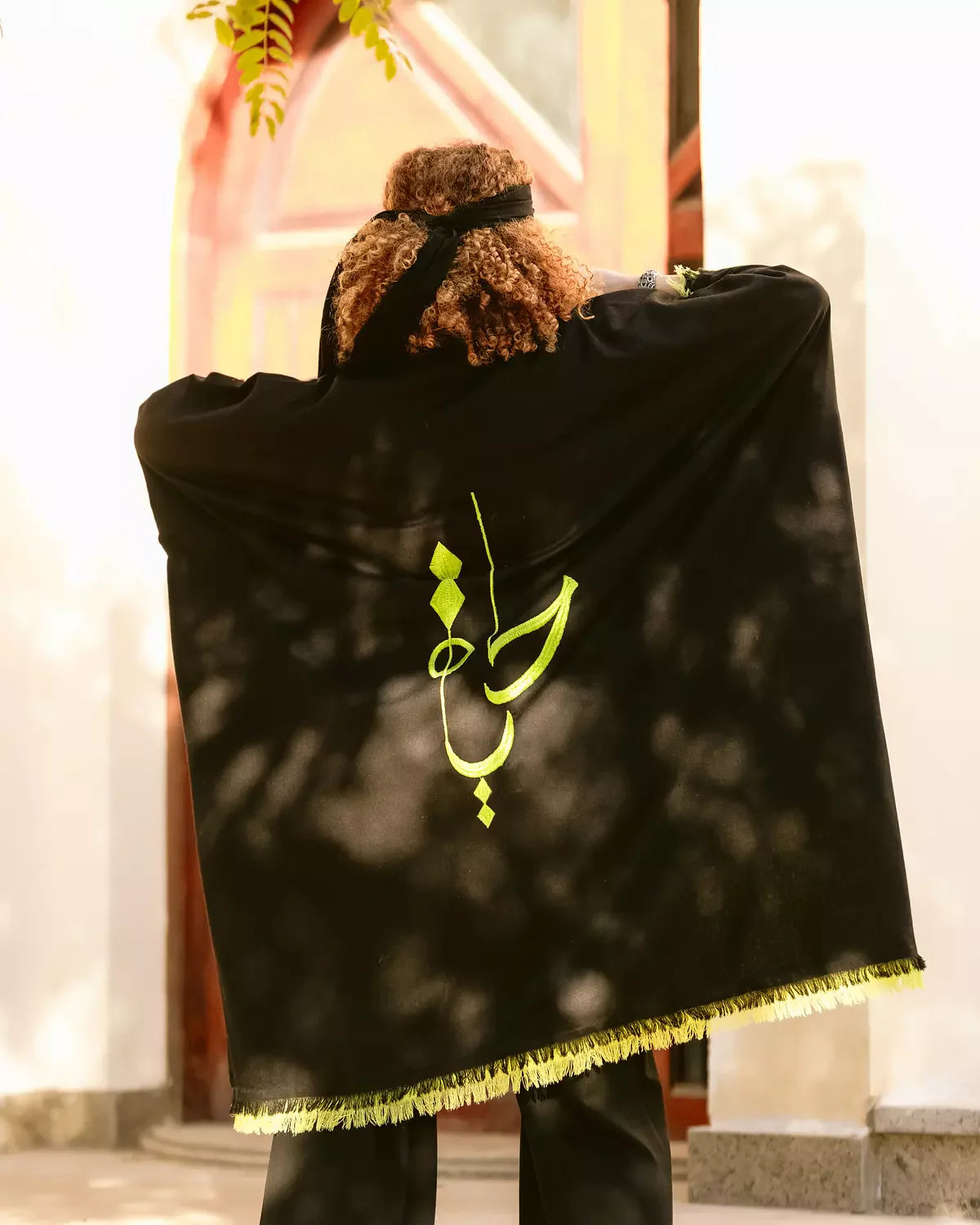 Hayat Puncho Black& Neon