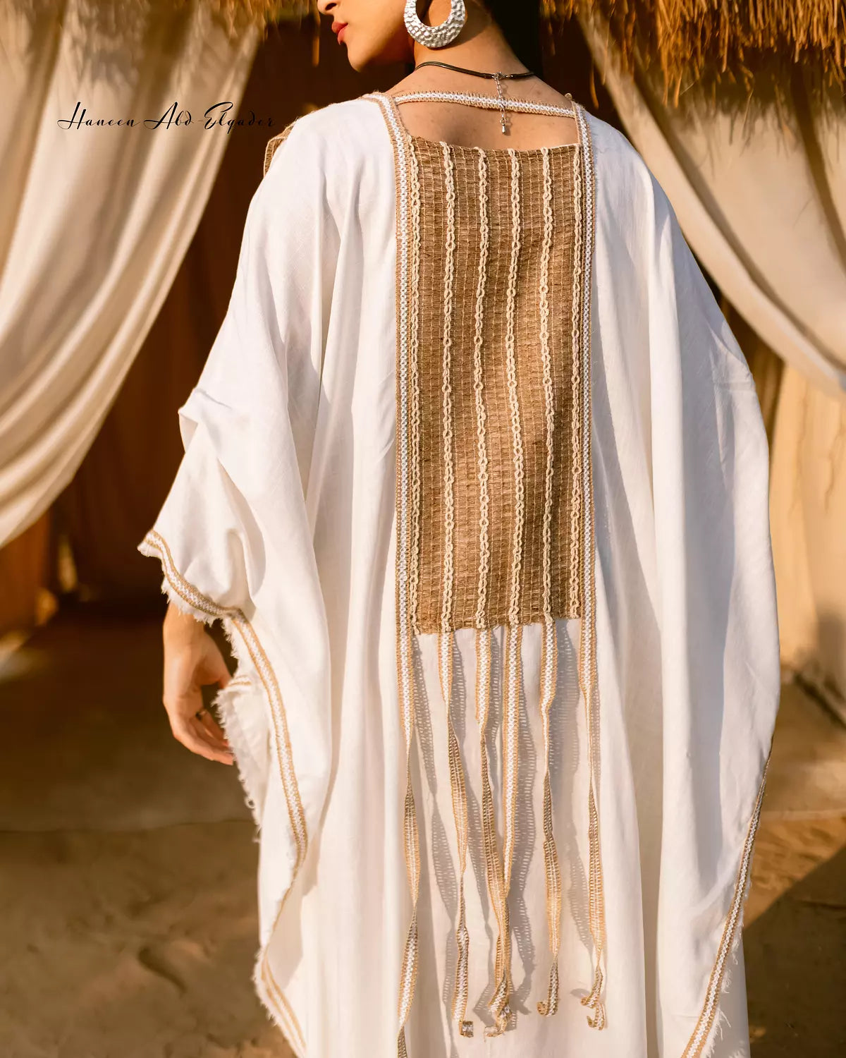 اصيل Abaya