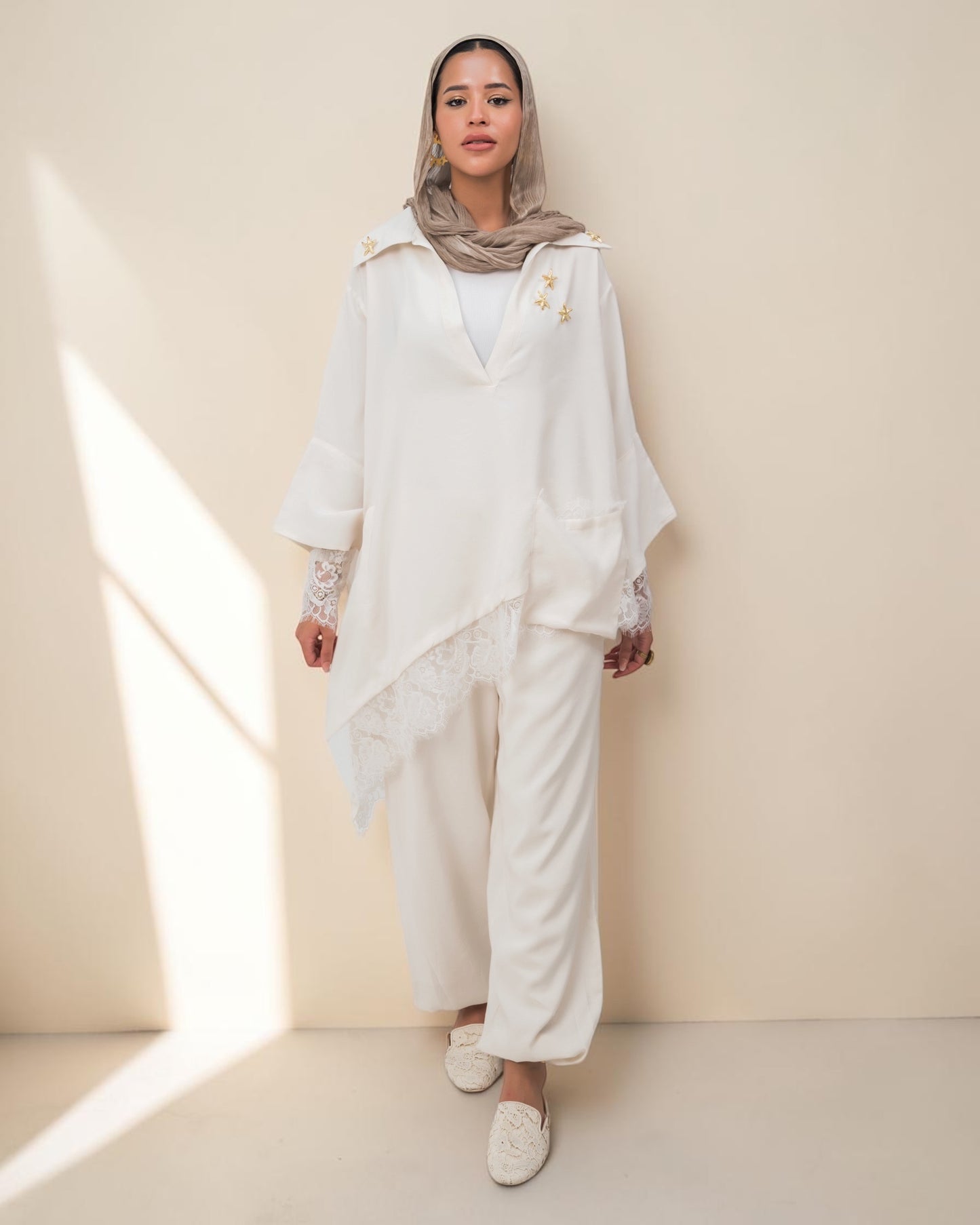Camellia Blouse White - White Lace
