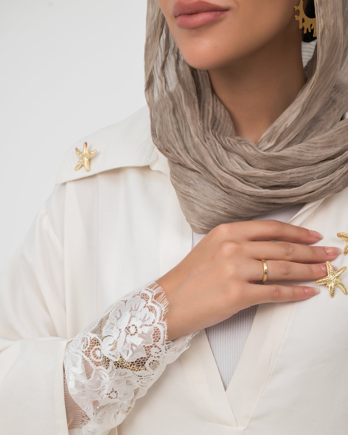 Camellia Blouse White - White Lace