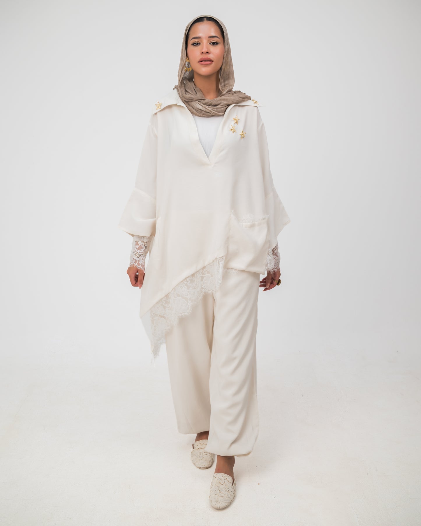 Camellia Set White - White Lace