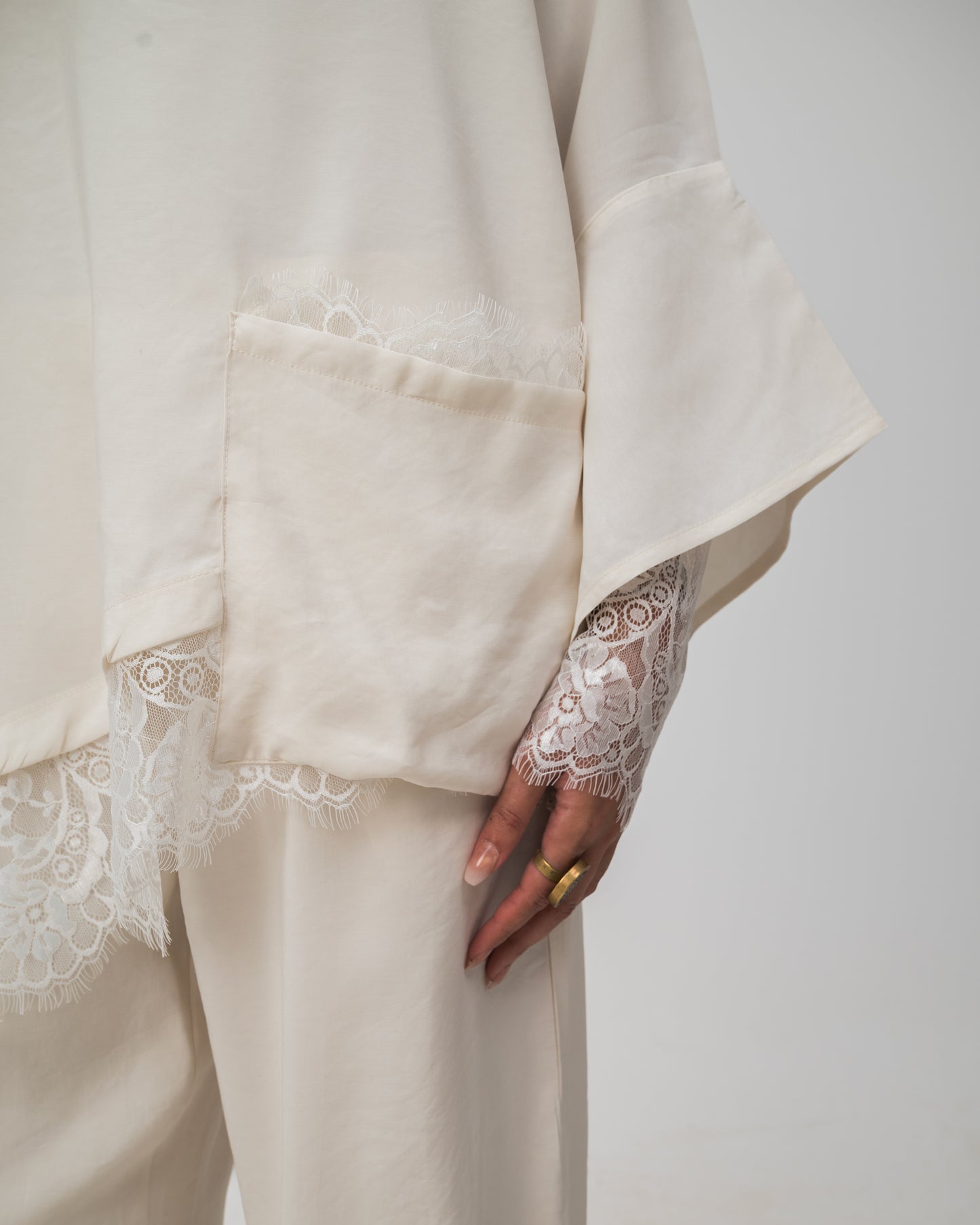 Camellia Blouse White - White Lace