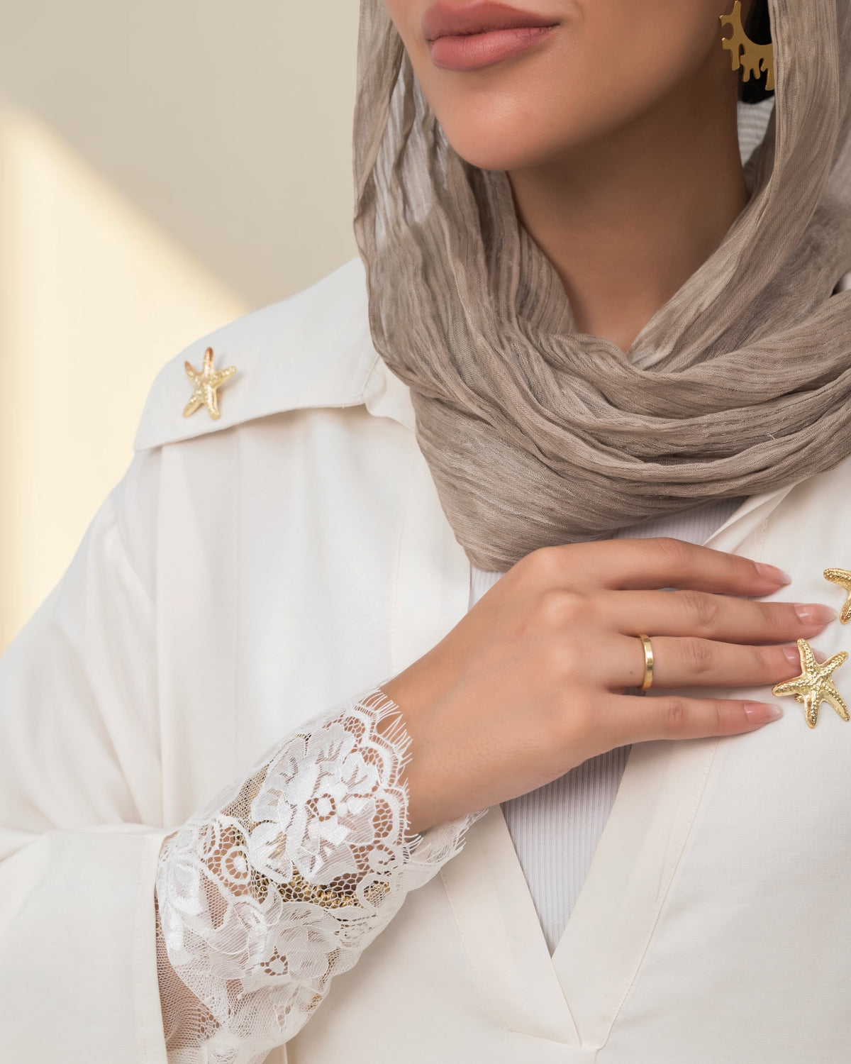Camellia Blouse White - White Lace