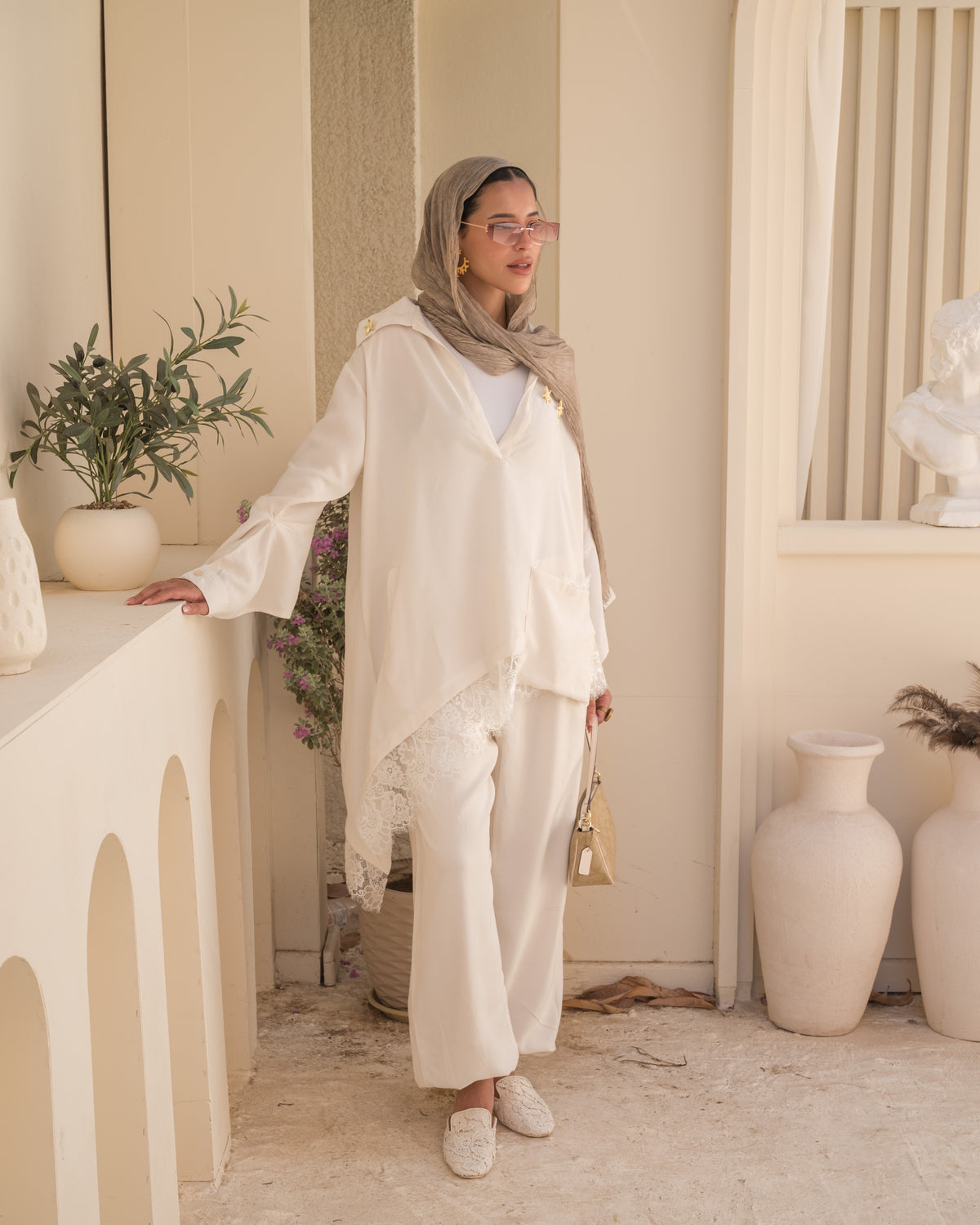 Camellia Set White - White Lace