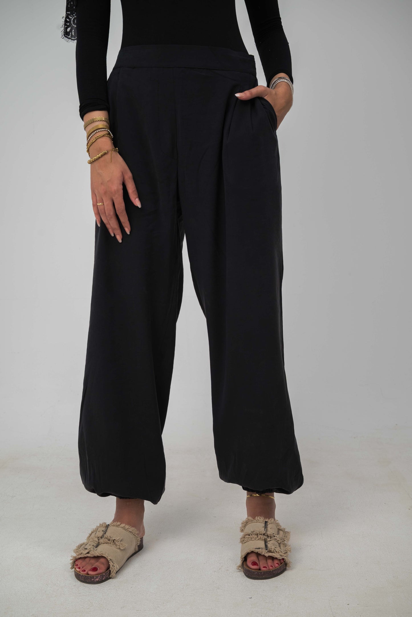 Camellia Pants Black